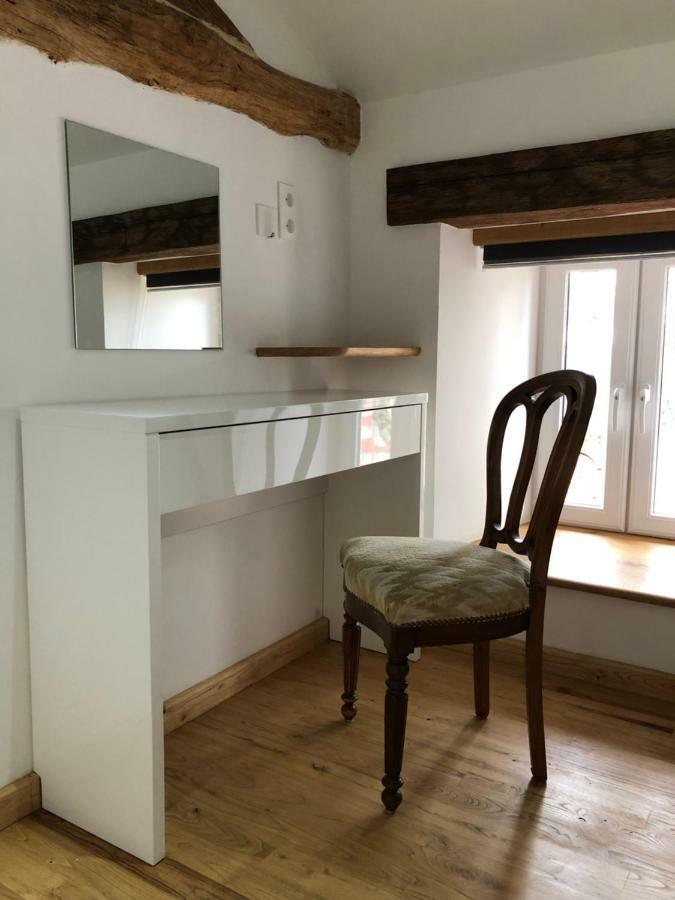 Le Dorat The Walnut Tree Gite מראה חיצוני תמונה