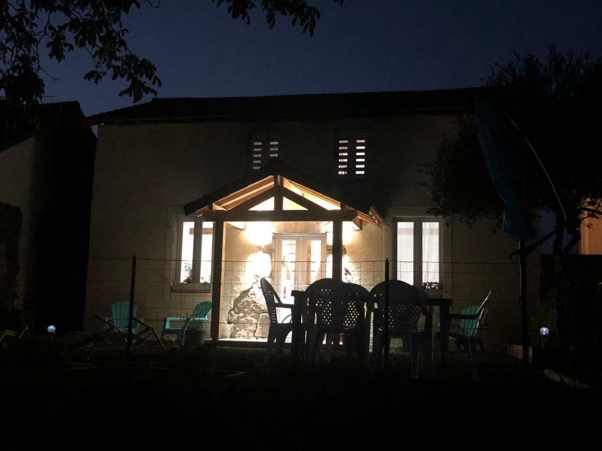 Le Dorat The Walnut Tree Gite מראה חיצוני תמונה